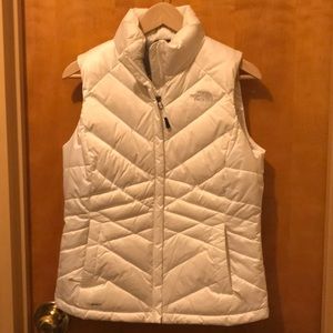 White North Face 550 puffer vest